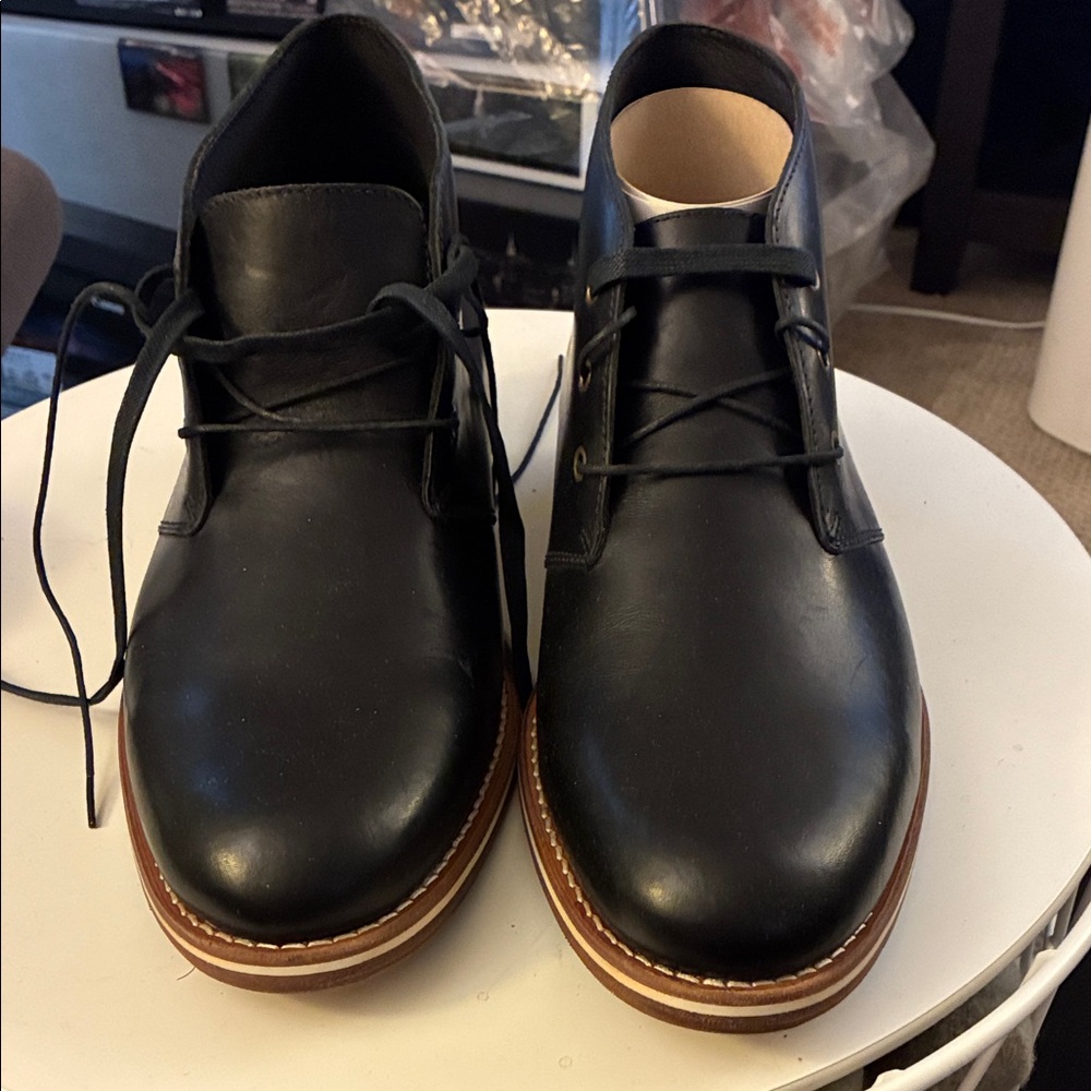 Helm leather chukka boots